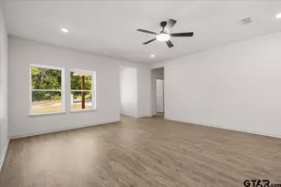 817 Boyd Ave, Tyler, TX 75701 - Photo 5
