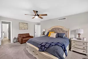 1105 E Main St, Henderson, TX 75652 - Photo 15