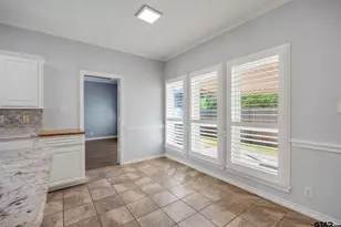810 Hummingbird Ln, Whitehouse, TX 75791 - Photo 9