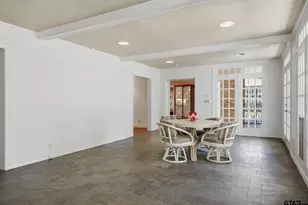 2725 Pecan Dr, Tyler, TX 75701 - Photo 13