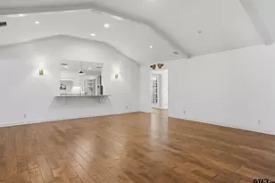 2725 Pecan Dr, Tyler, TX 75701 - Photo 7