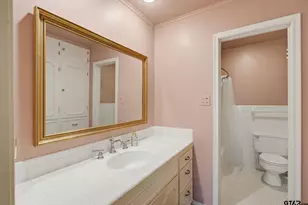 2725 Pecan Dr, Tyler, TX 75701 - Photo 27