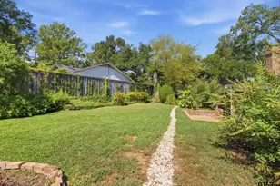 2725 Pecan Dr, Tyler, TX 75701 - Photo 37