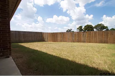 308 Princess Pl, Tyler, TX 75704 - Photo 9