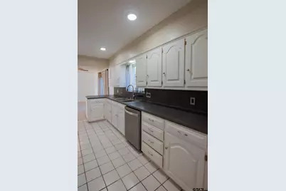 4016 Pollard Dr, Tyler, TX 75701 - Photo 7