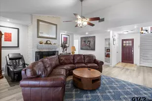 1911 Wisteria Ct, Flower Mound, TX 75022 - Photo 11