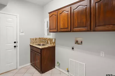 660 Bunker Drive, Tyler, TX 75703 - Photo 21