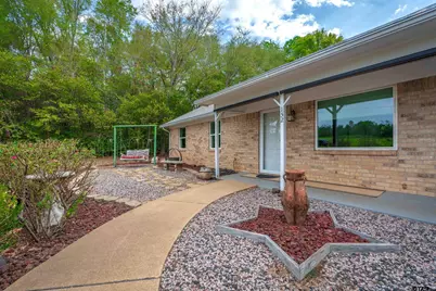 152 N Timberlane Rd, Gladewater, TX 75647 - Photo 5