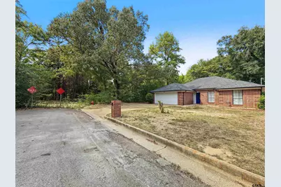 2100 Pinkerton Dr, Tyler, TX 75701 - Photo 3