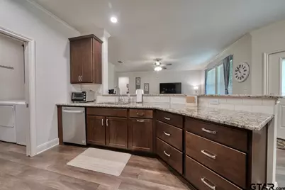 6111 Hamilton Meadows Way, Tyler, TX 75703 - Photo 13