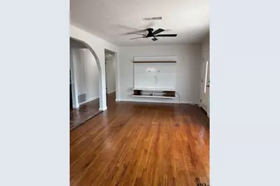 800 S Palmer St, Tyler, TX 75701 - Photo 11