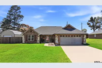 115 Cherry St, Tatum, TX 75691 - Photo 1