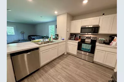 1196 Clover Ct, Chandler, TX 75758 - Photo 9