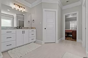 410 Deer Pt Cv, Chandler, TX 75758 - Photo 25