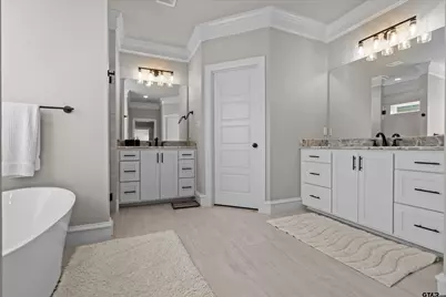 410 Deer Point Cove, Chandler, TX 75758 - Photo 21