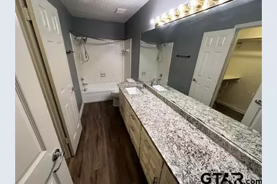 5815 Hollytree Drive, Tyler, TX 75703 - Photo 7