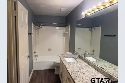 5815 Hollytree Drive, Tyler, TX 75703 - Photo 11