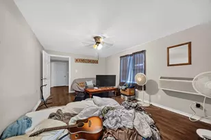 718 Love Ave, Jacksonville, TX 75766 - Photo 17