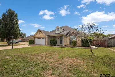 201 Bedford, Bullard, TX 75757 - Photo 3