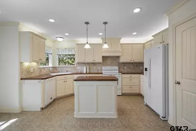 201 Bedford, Bullard, TX 75757 - Photo 15