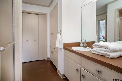 2017 Hilltop, Tyler, TX 75701 - Photo 27