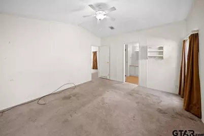 21133 Joe Paul, Chandler, TX 75758 - Photo 13