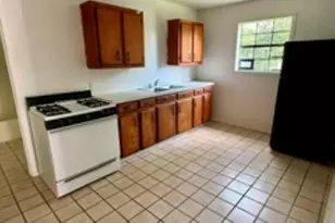 804 Travis, Jacksonville, TX 75766 - Photo 7