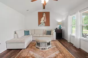 2395 E Royal Dr, Chandler, TX 75758 - Photo 5