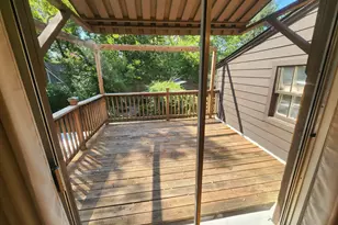 608 W 3rd Apt B, Tyler, TX 75701 - Photo 7