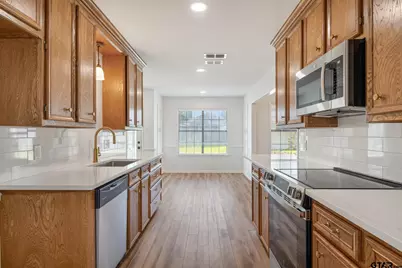 1302 Larkspur Lane, Tyler, TX 75703 - Photo 13