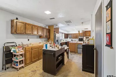 401 Adaway Ln., Henderson, TX 75652 - Photo 13