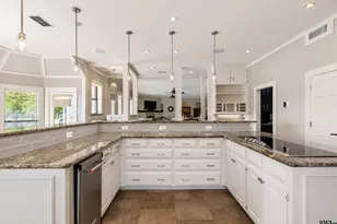 6500 Hollytree Cir, Tyler, TX 75703 - Photo 11