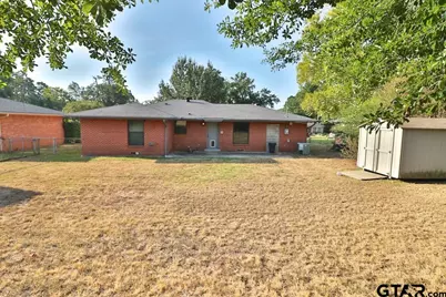 2402 Sampson Drive, Tyler, TX 75701 - Photo 7