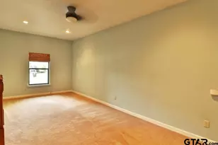 2402 Sampson Dr, Tyler, TX 75701 - Photo 15