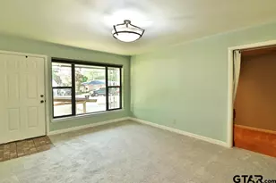 2402 Sampson Dr, Tyler, TX 75701 - Photo 13