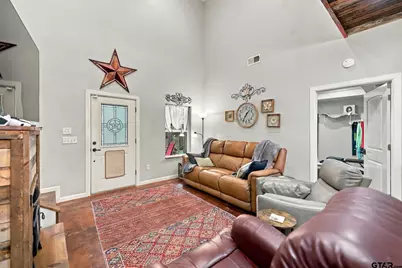 14118 C R 471, Tyler, TX 75706 - Photo 9