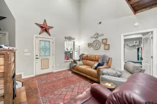 14118 C R 471, Tyler, TX 75706 - Photo 9