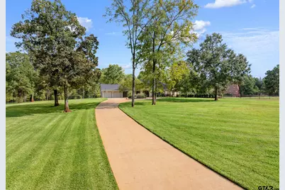 1125 County Road 1401, Jacksonville, TX 75766 - Photo 5