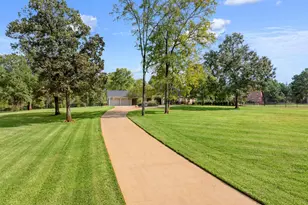 1125 Co Rd 1401, Jacksonville, TX 75766 - Photo 5
