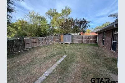 609 William, Lindale, TX 75771 - Photo 3
