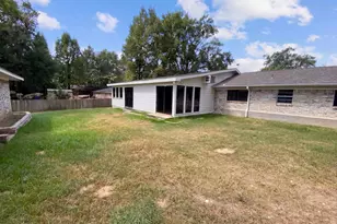 1607 Timberline Dr, Henderson, TX 75654 - Photo 5