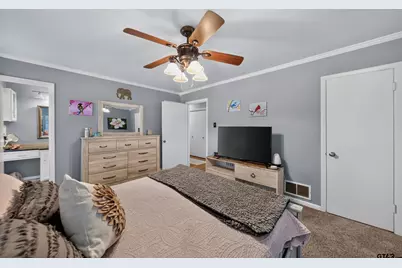 909 John St, Jacksonville, TX 75766 - Photo 37