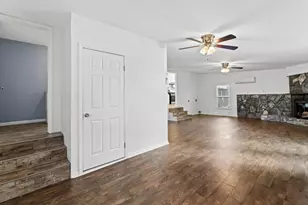 1924 Connally St, Waco, TX 76711 - Photo 5