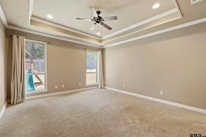 7726 Cherryhill Dr, Tyler, TX 75703 - Photo 9
