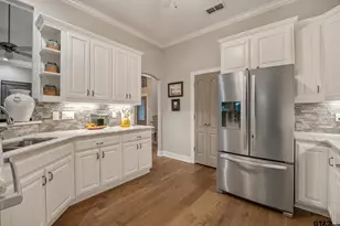 5723 Gloucester Dr, Tyler, TX 75707 - Photo 11