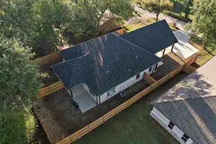 834 Devereaux St, Jacksonville, TX 75766 - Photo 17