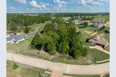 1601 Courtland Ln, Lindale, TX 75771 - Photo 9
