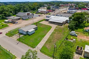 414 E Marshall St, Gilmer, TX 75644 - Photo 1