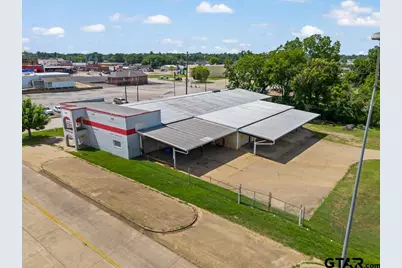 414 E Marshall Street, Gilmer, TX 75644 - Photo 3