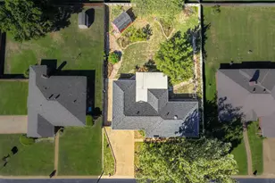 3863 Lamb Dr, Tyler, TX 75709 - Photo 3